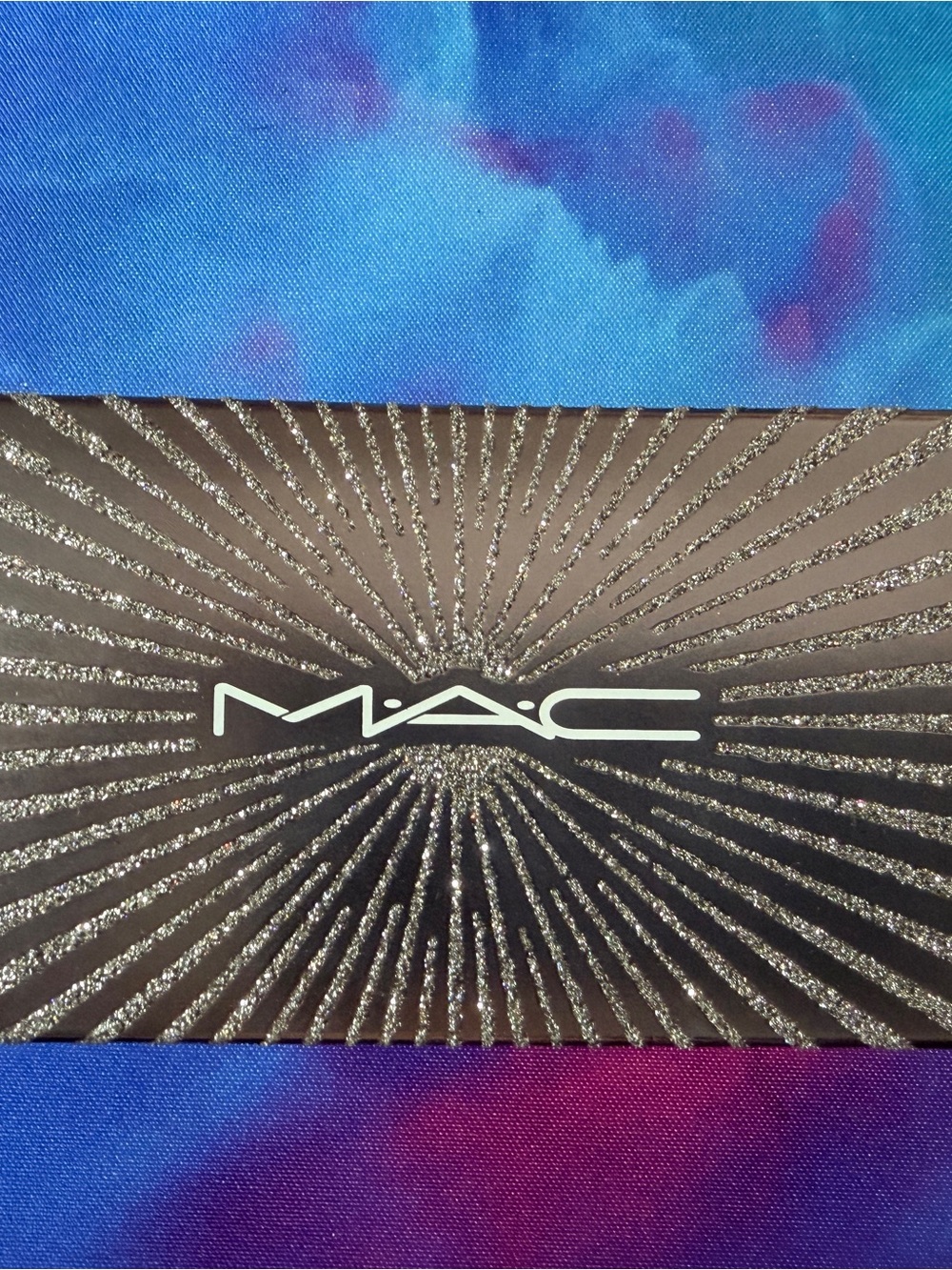 MAC Flashing Ice Extra Dimension Skinfinish Trio - Medium Deep Highlighter
